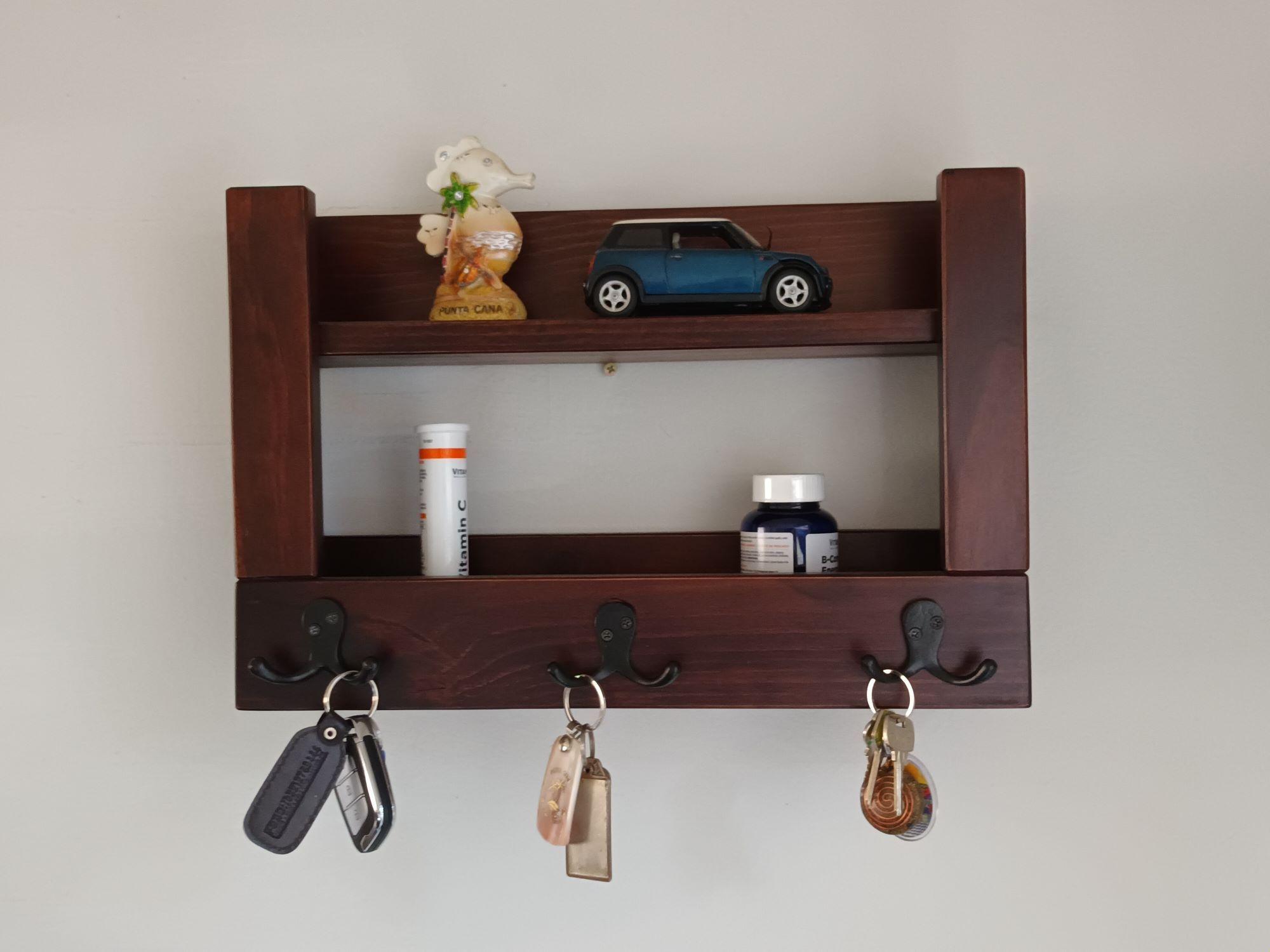 REPISARIO Y PORTA LLAVES DE MADERA MODELO SUYAI-3