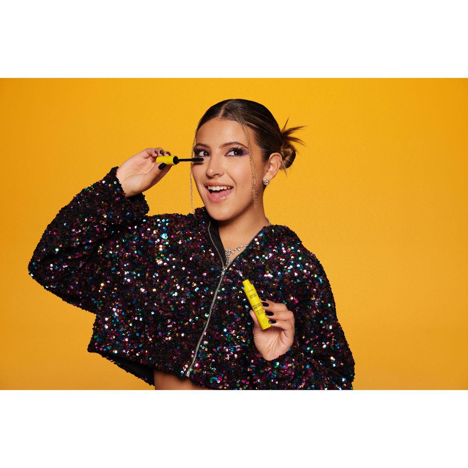 Máscara pestañas Just Fun Makeup Etienne x Ignacia Antonia-2
