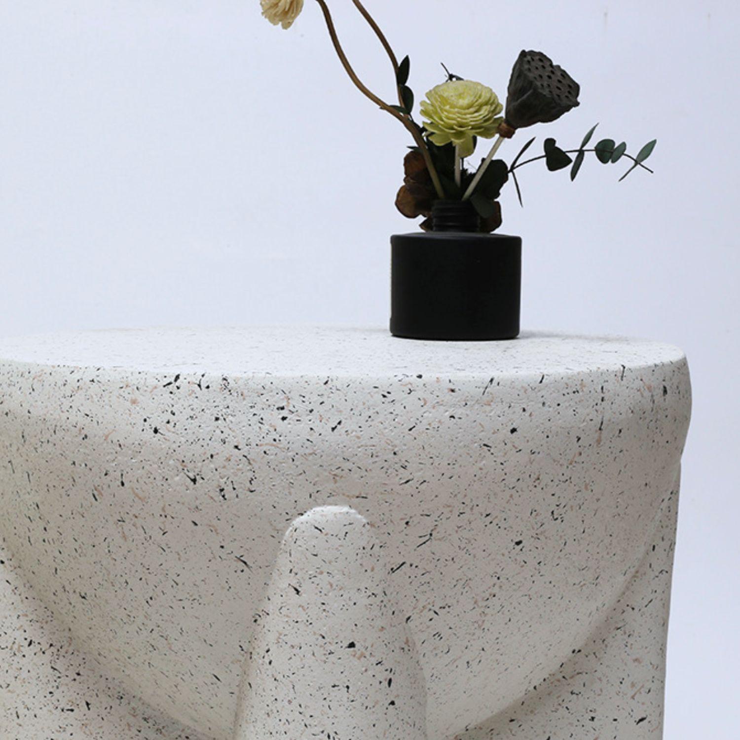 Mesa Centro Lateral Estilo Piedra Crema Escultural-4