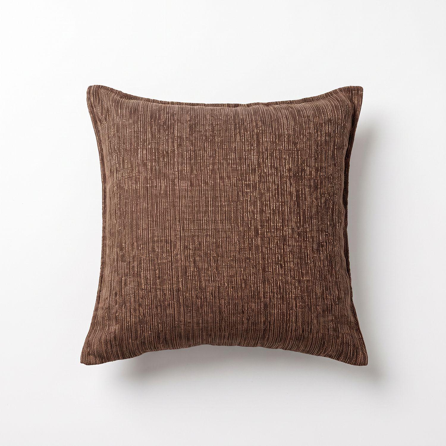 Cojín Texturizado Jacquard Color Café-3