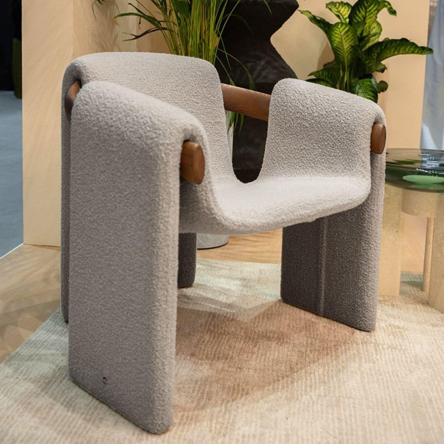 Silla Poltrona Cozy Sherpa y Madera Gris Claro-5