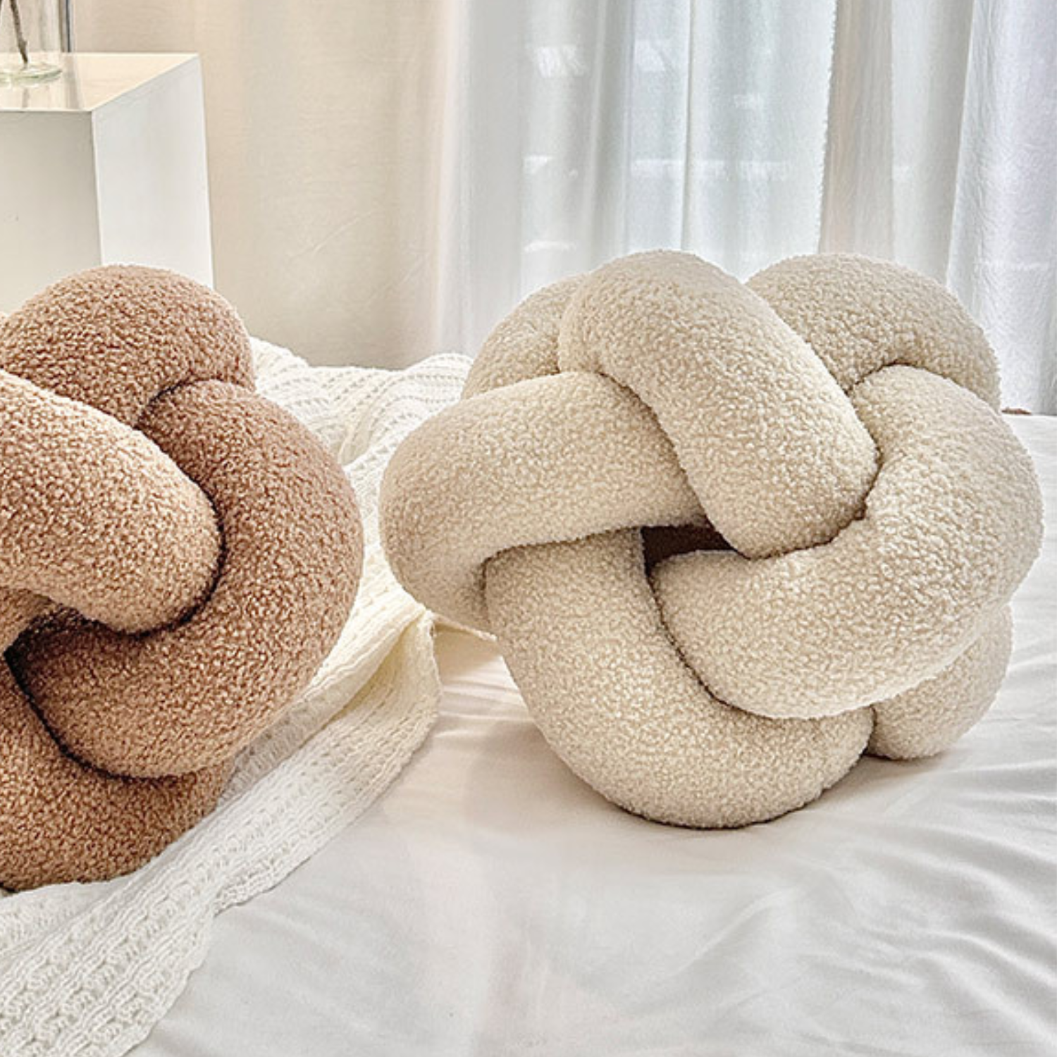 Cojin Nudo Crema Bouclé Deco-5