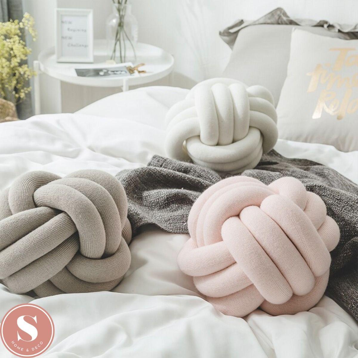 Cojín Diseño Nudo Terciopelo Verde-5