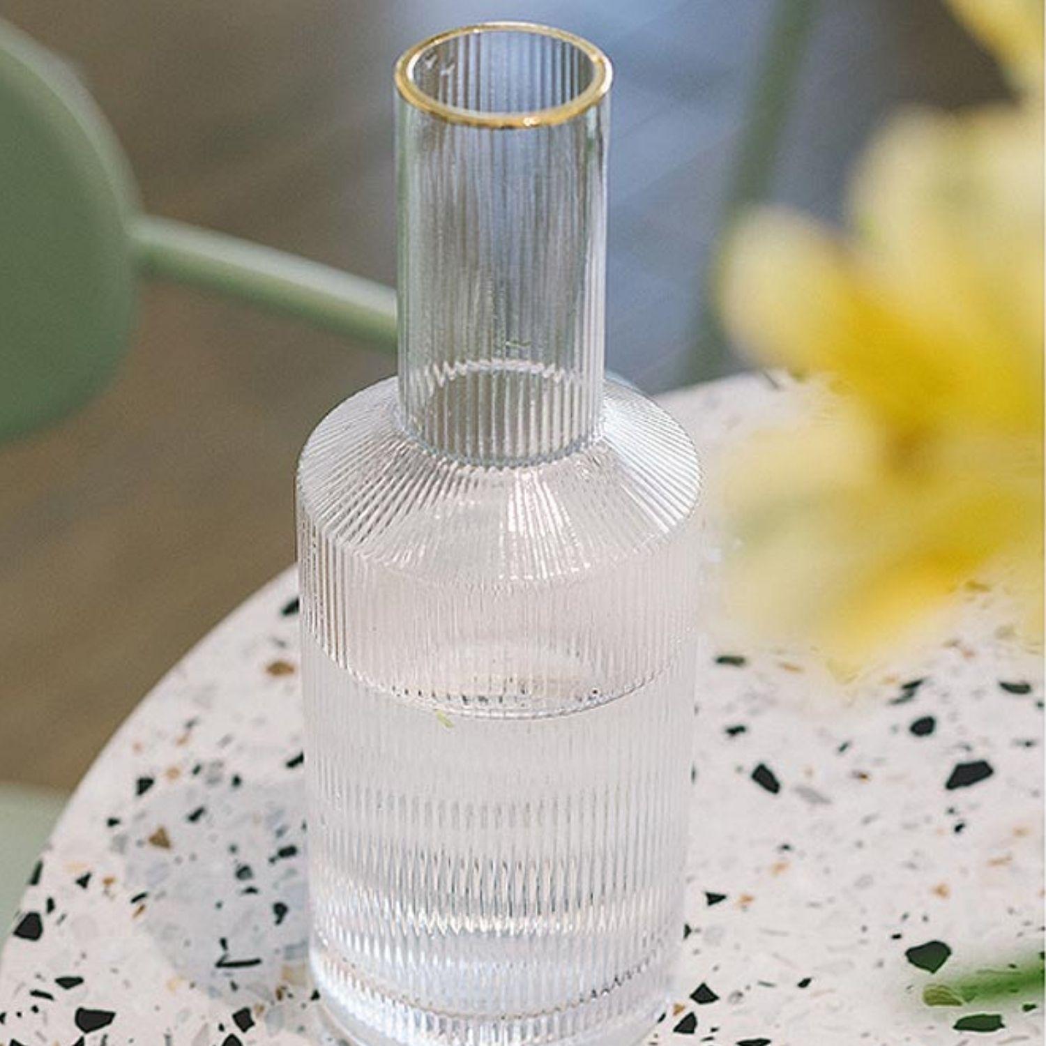 Jarra de Vidrio y 4 Vasos Estilo Europeo Dorado-7