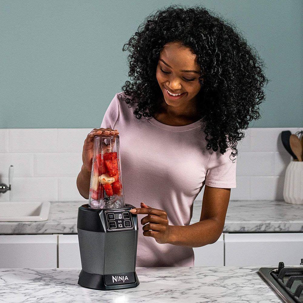 Licuadora con vaso individual con Auto-iQ BN495EU-2