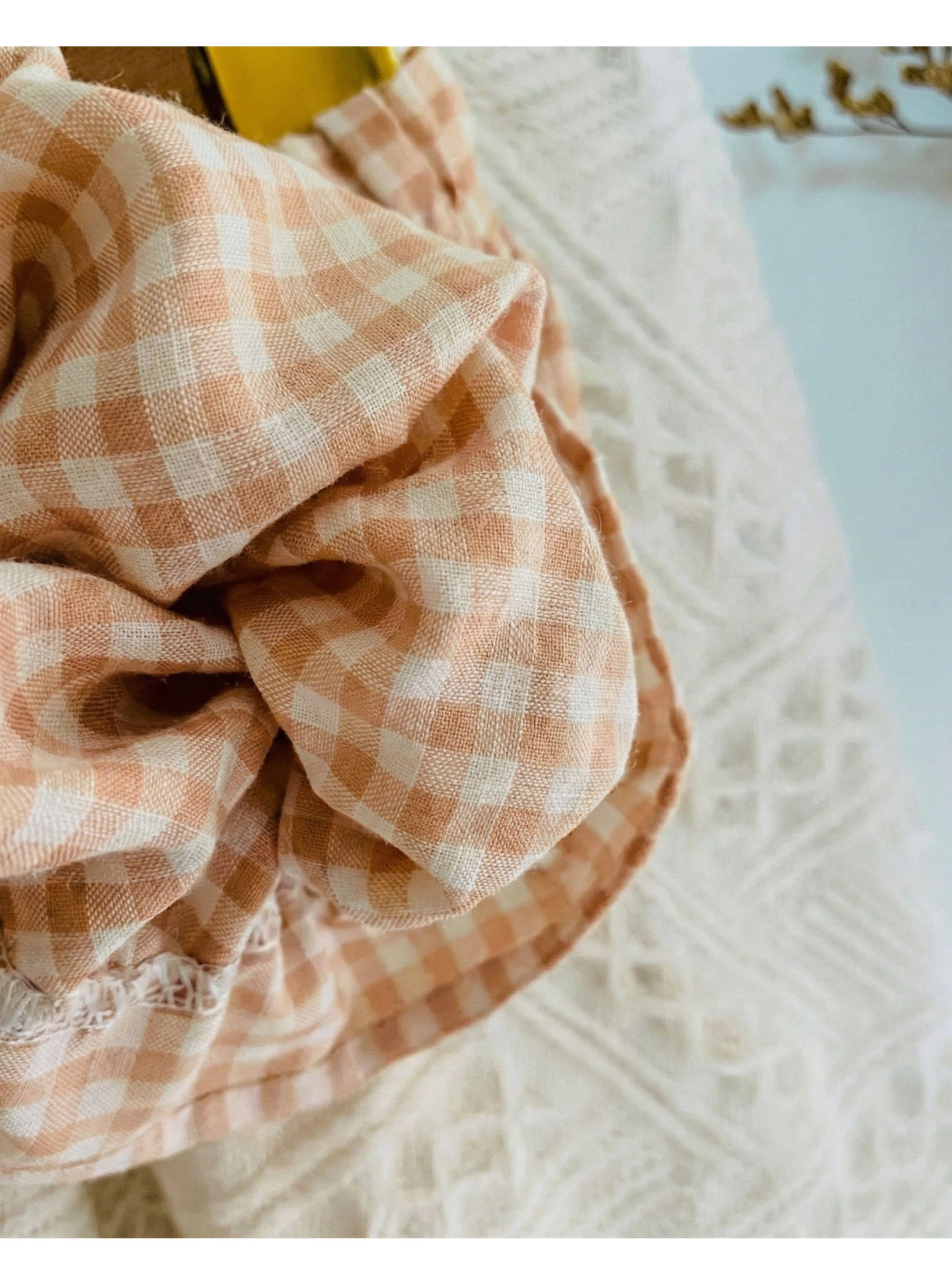 CONJUNTO BEBE NIÑA PEQUEÑA LUZ BLUSA MAS CUBREPAÑAL Y DIADEMA-4