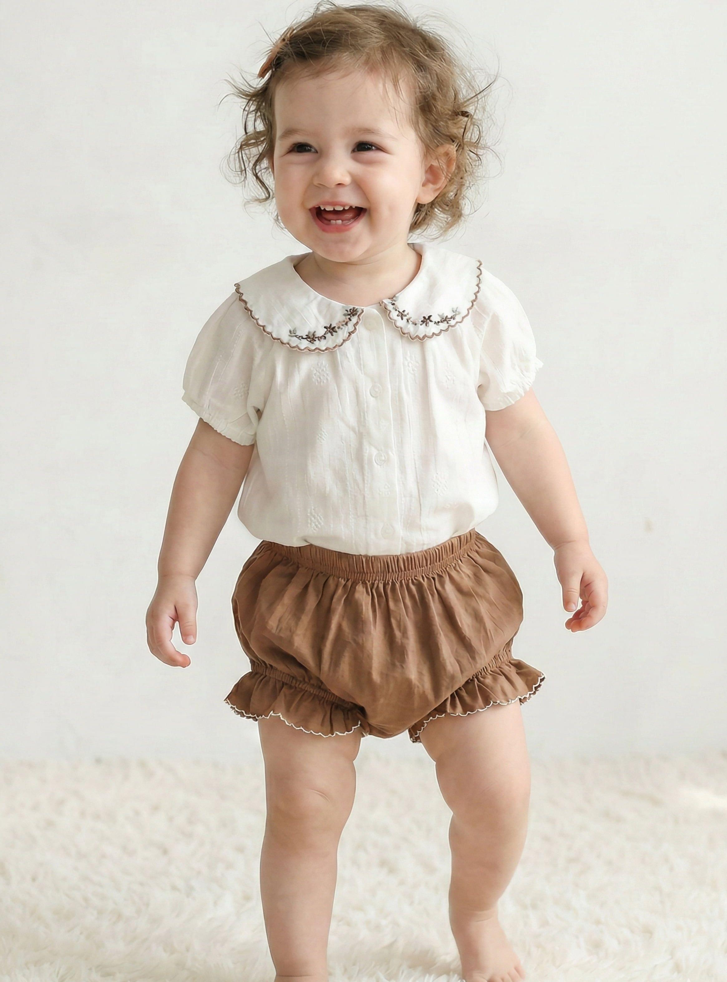 CONJUNTO BEBÉ NIÑA PEQUEÑA LUZ CUBREPAÑAL BOMBACHO CAFÉ MÁS BLUSA-0