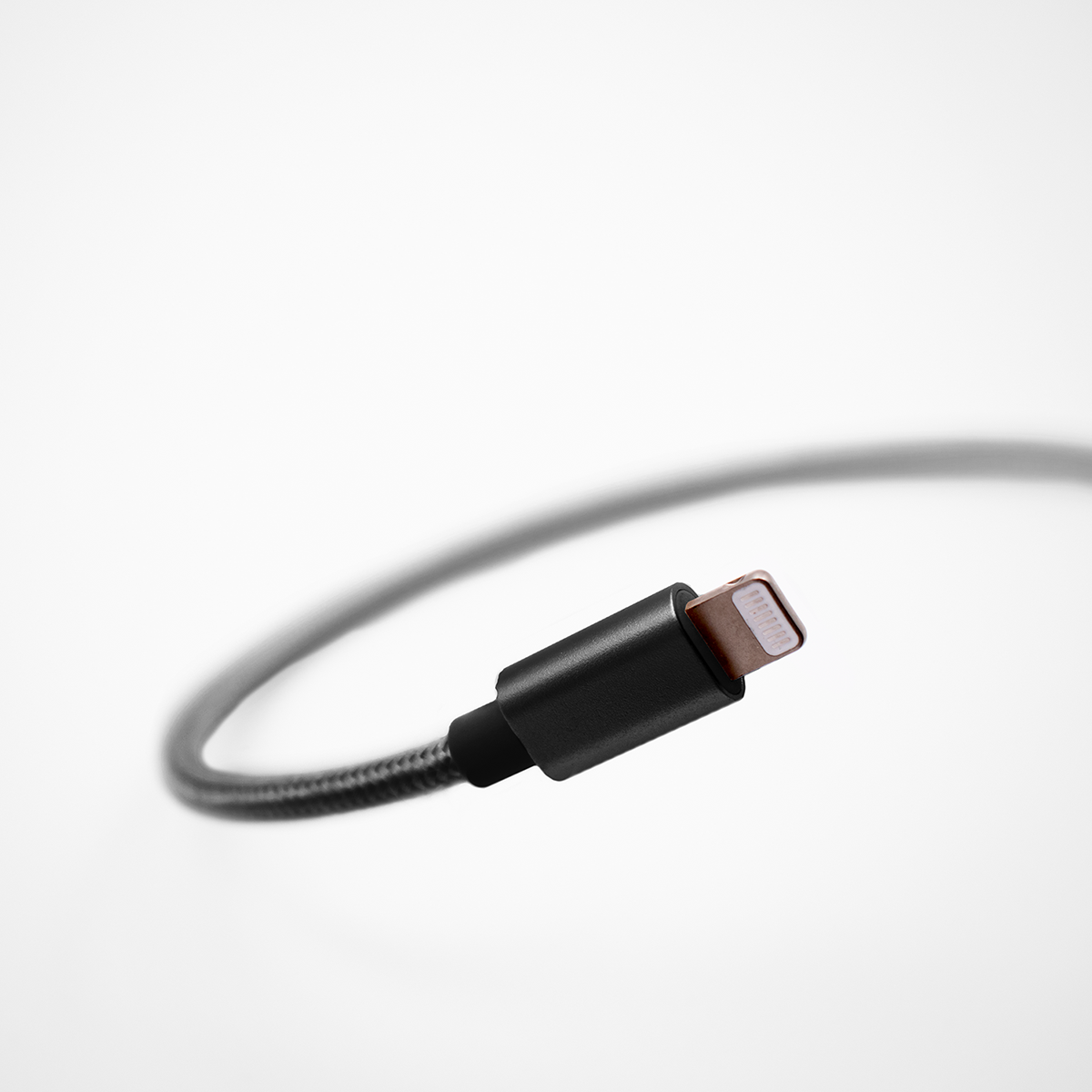 Cable USB a Lightning 1 M Trenzado Fabric Negro Urbano-2