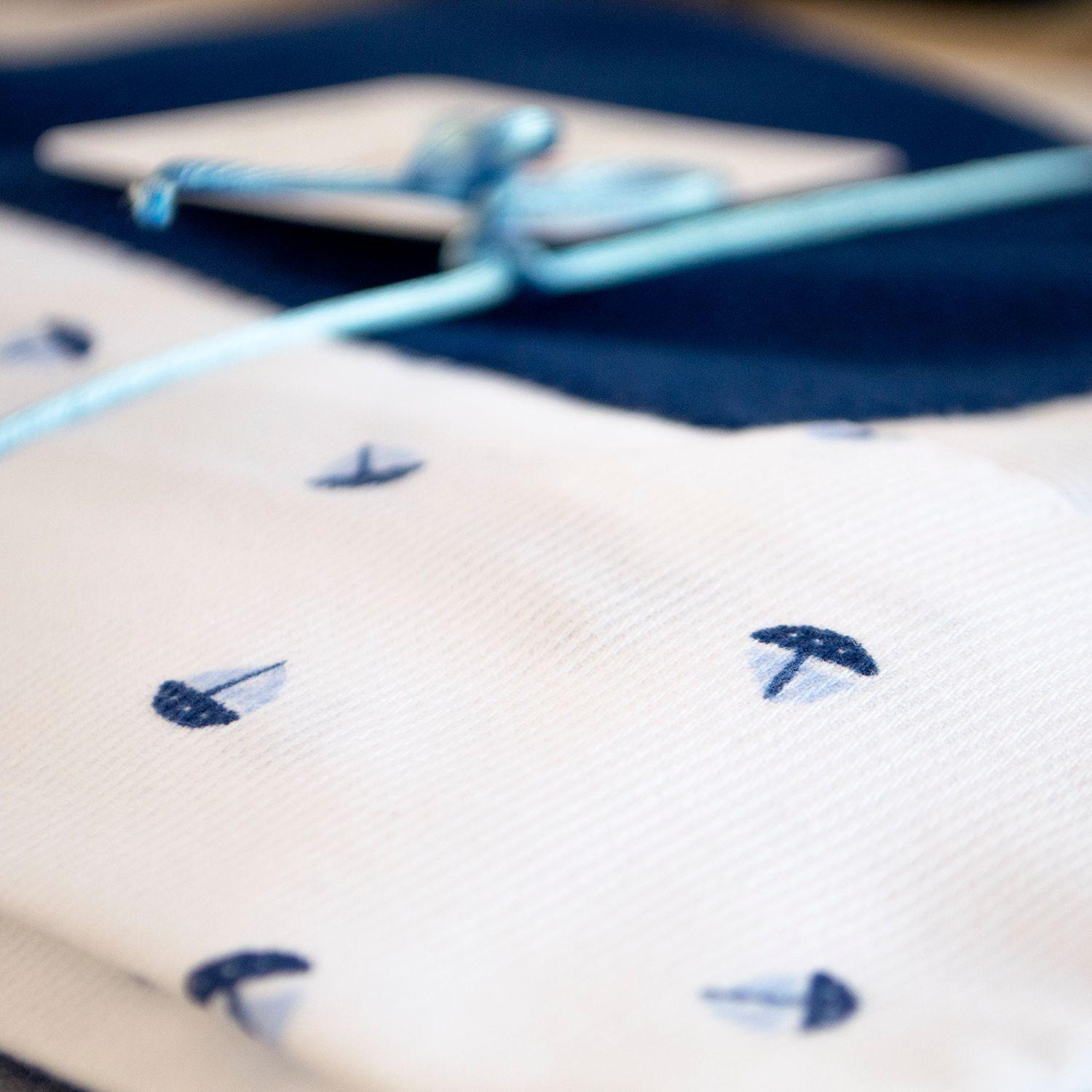 Manta Polar Azul Barquitos Celeste-3