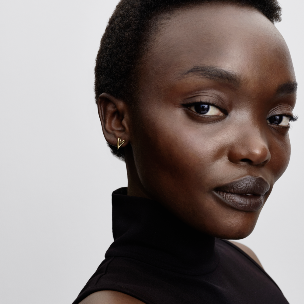 Aretes de Botón Corazón con Forma Orgánica-2