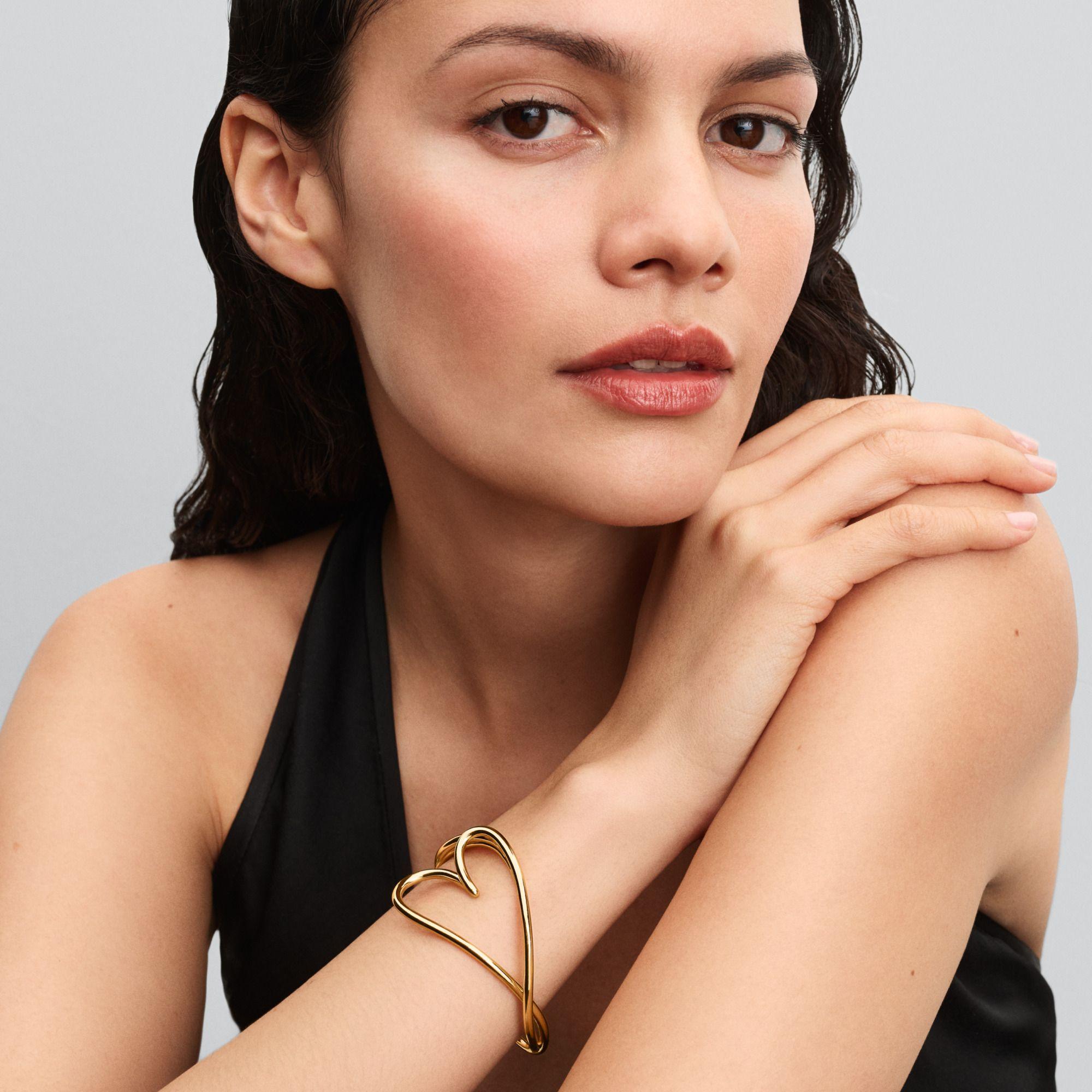 Brazalete Rígido Corazón Forma Orgánica en Shine-2