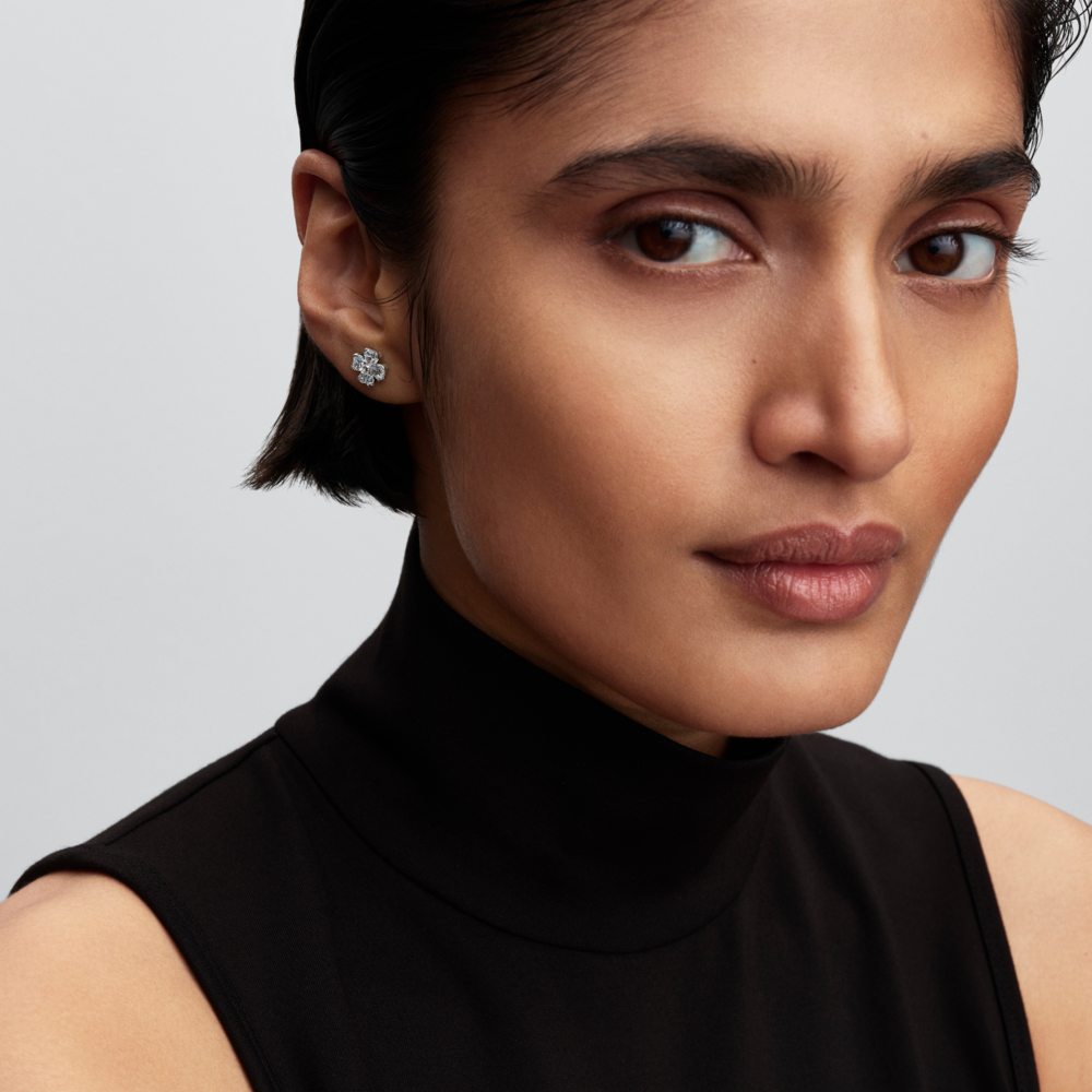 Aretes de Botón Trébol de la Suerte Reluciente-2