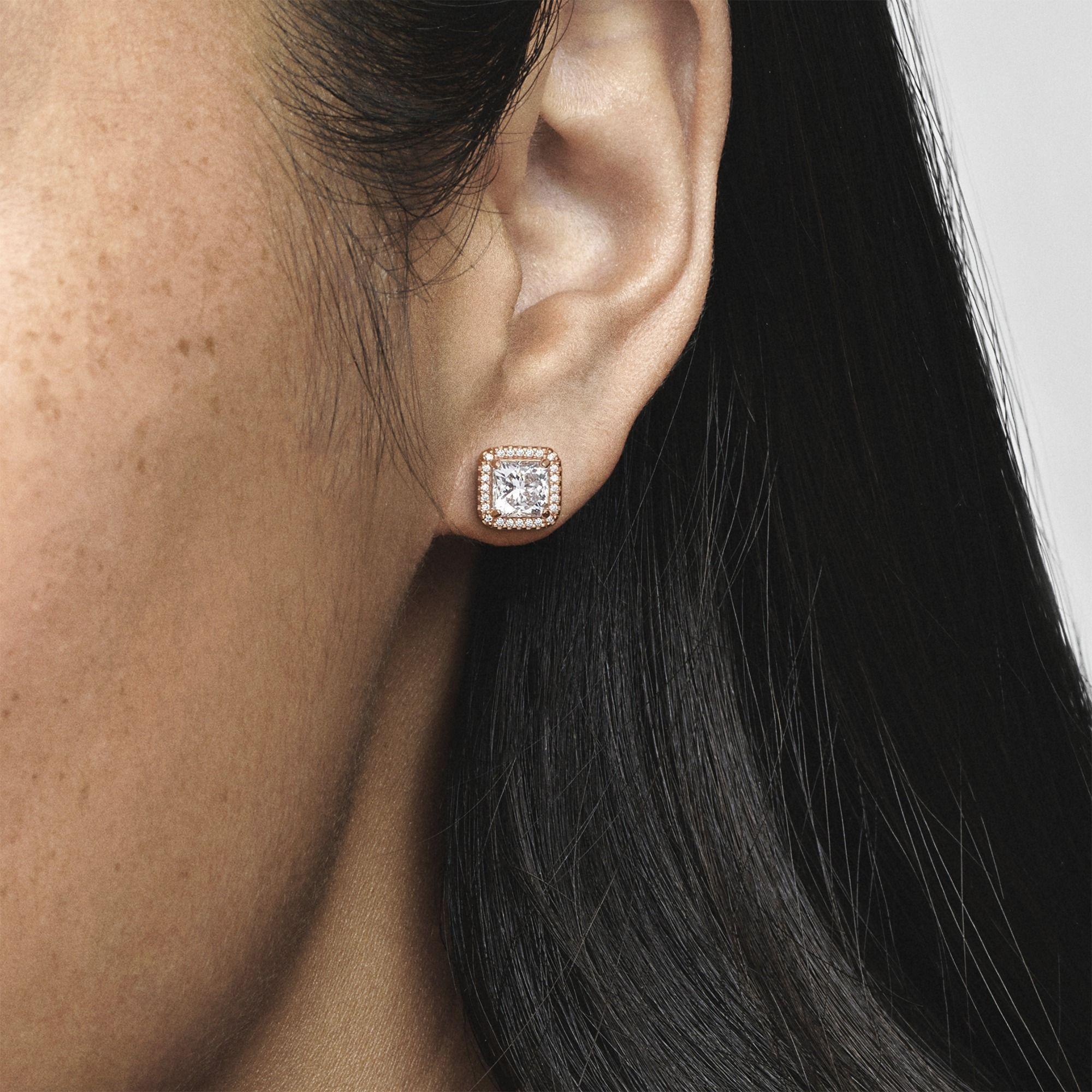Aretes Tuerca en Rose Elegancia Atemporal -1