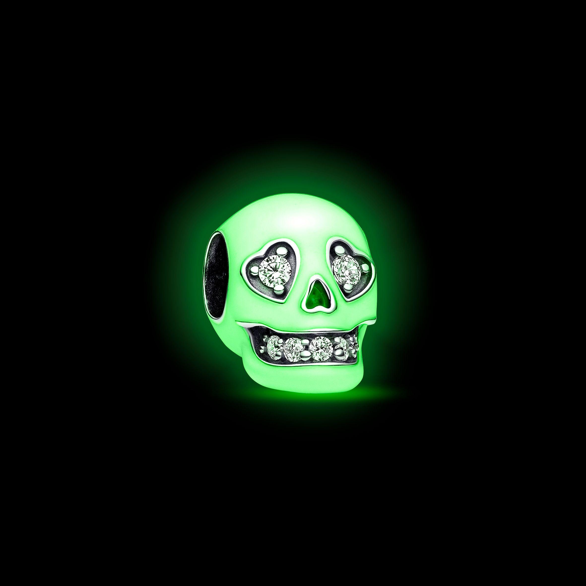 Charm Calavera Brillante que Brilla en la Oscuridad Talla única-2