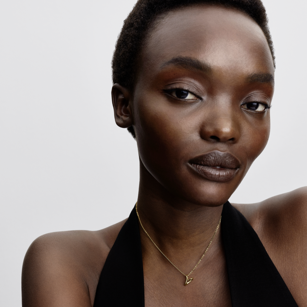 Collar con Colgante Pequeño Corazón con Forma Orgánica-2