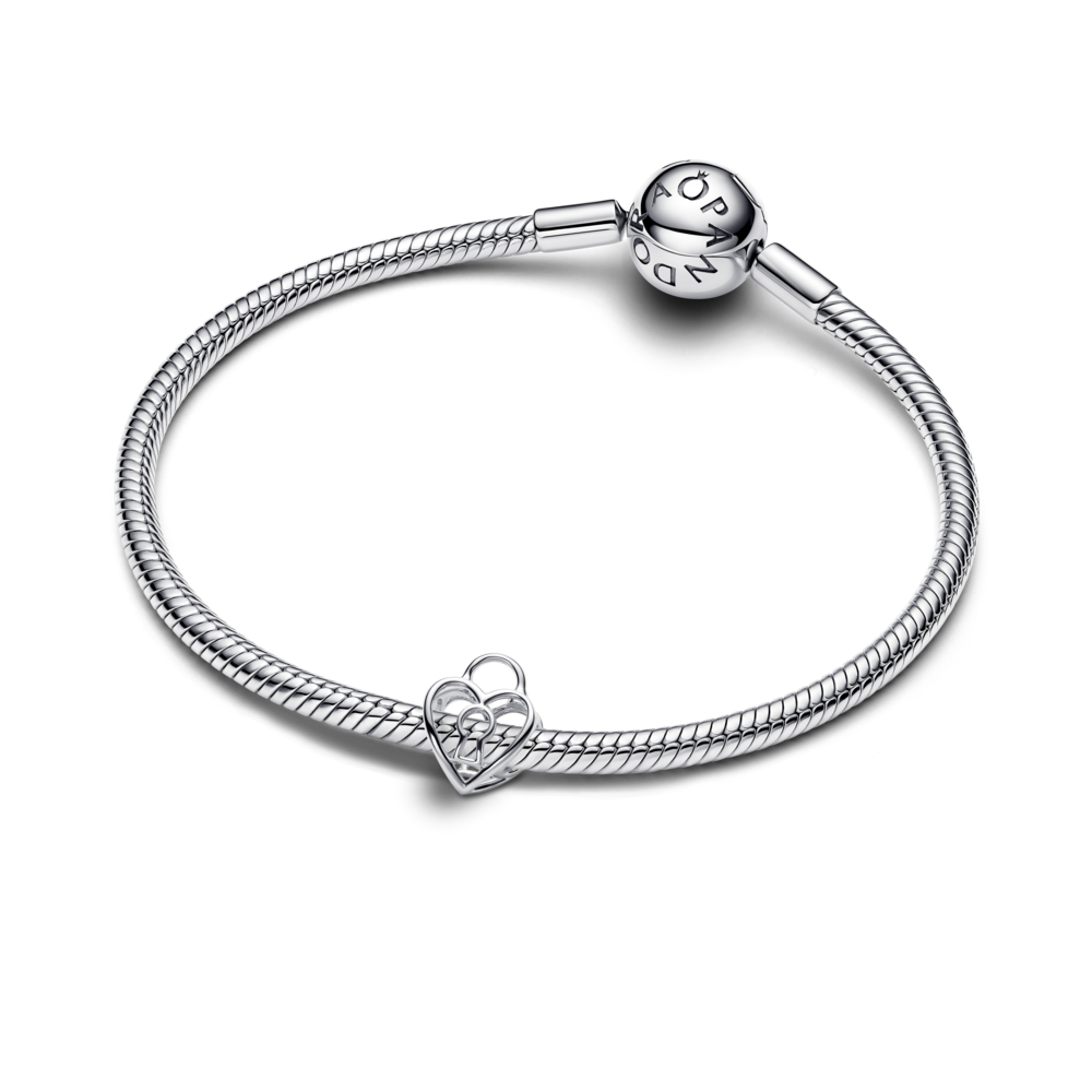 Charm Calado Corazón con Candado Plateado-2