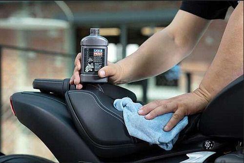 Loción Limpiador Protector Ropa Cuero Moto Liqui Moly 250 Ml-2