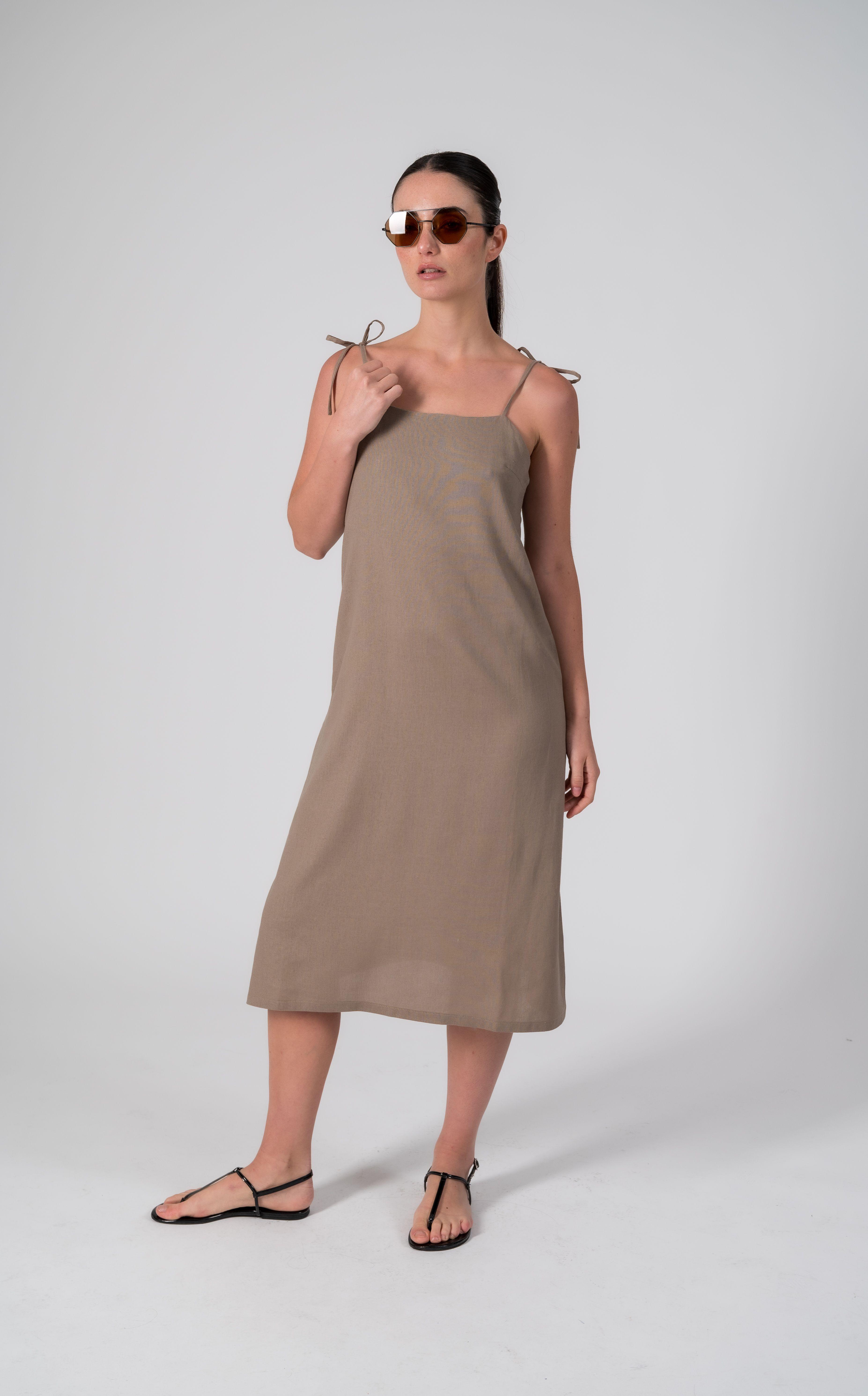Vestido con lino color ocre -3
