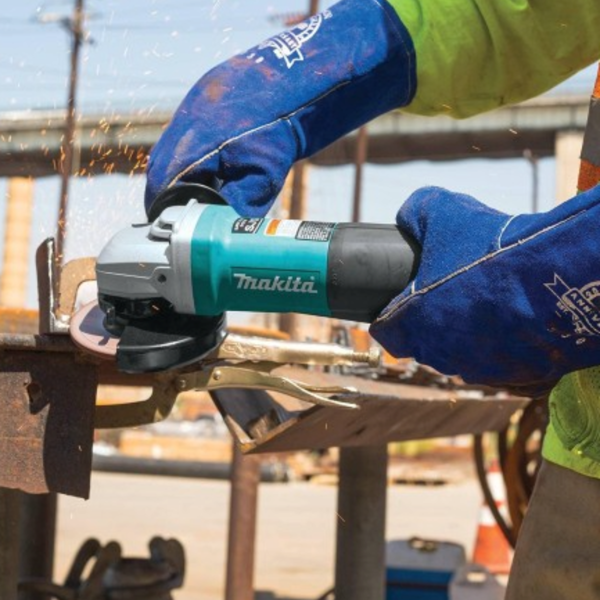 Esmeril Angular Eléctrico 1.100W SJS Makita 9564P-8