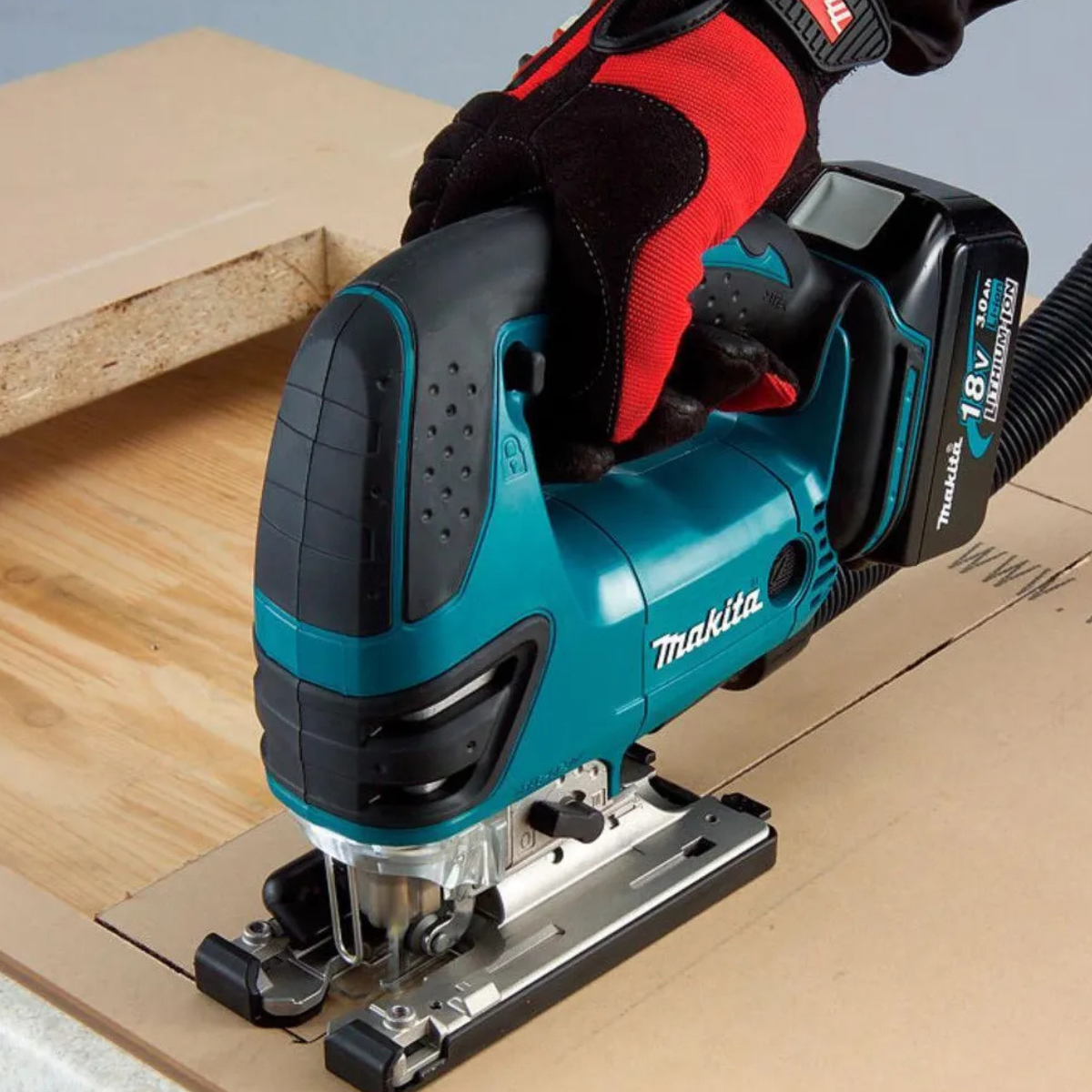 Sierra Caladora Inalámbrica 18v Lxt S/batería Makita DJV180Z-5