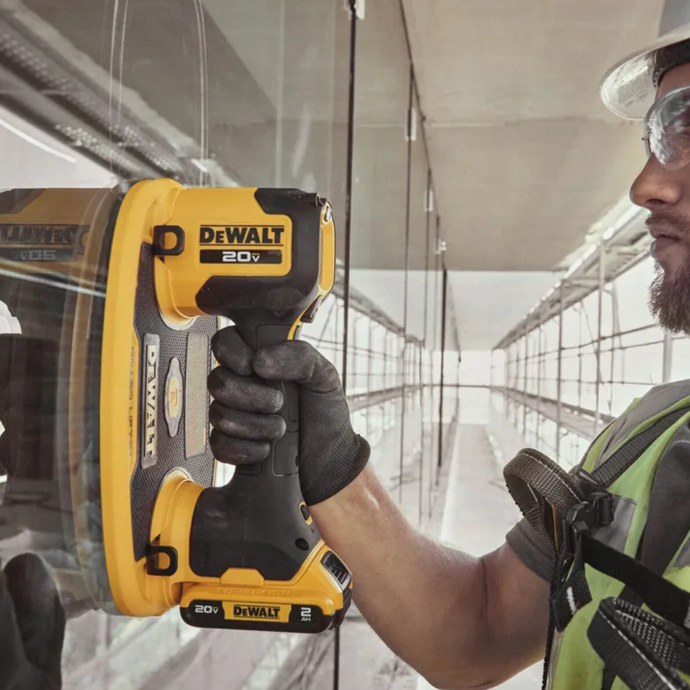 Elevador De Succión Para Materiales 20v 120kg Dewalt DCE592B-5