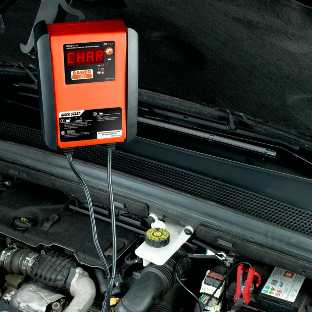 Cargador De Bateria 12v  Para Automóviles Bahco BBCE12-15S-4