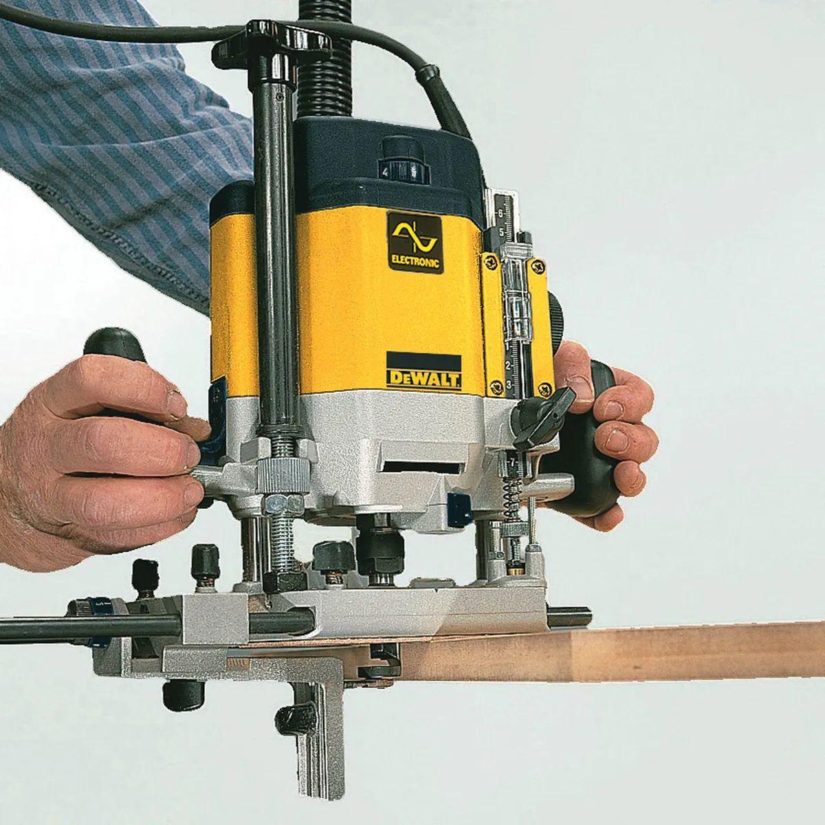 Fresadora Electrónica 2000w Dewalt Dw625e-4