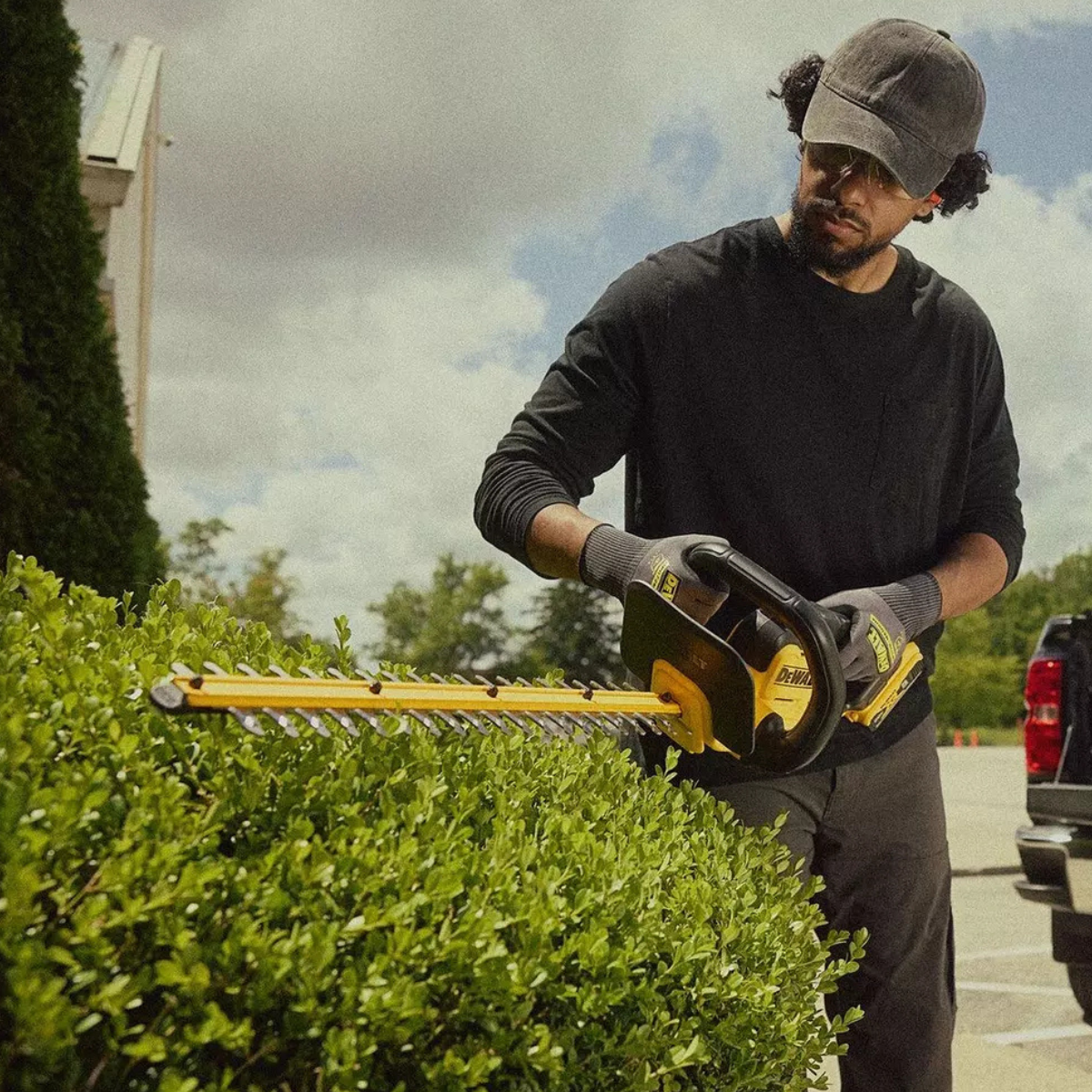 Cortasetos Inalámbrico 22" 20v Max S/Bateria Dewalt DCHT821B-4