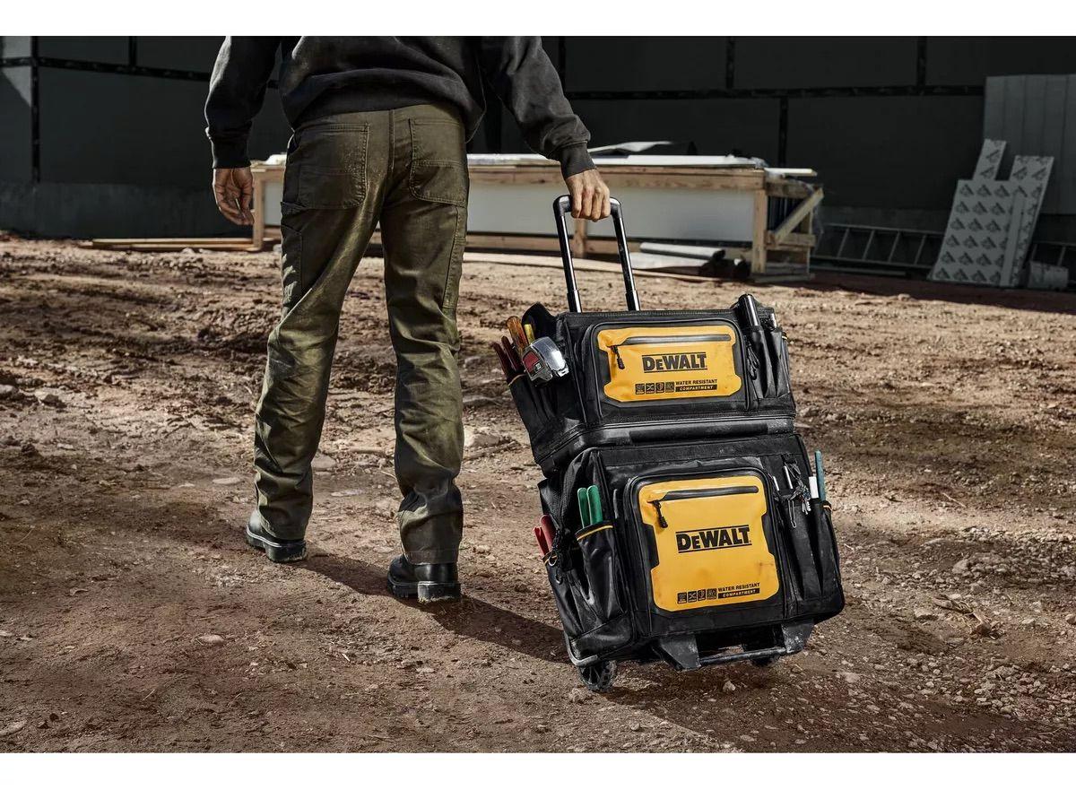 Maleta con Ruedas 18" Impermeable Dewalt DWST560107-7