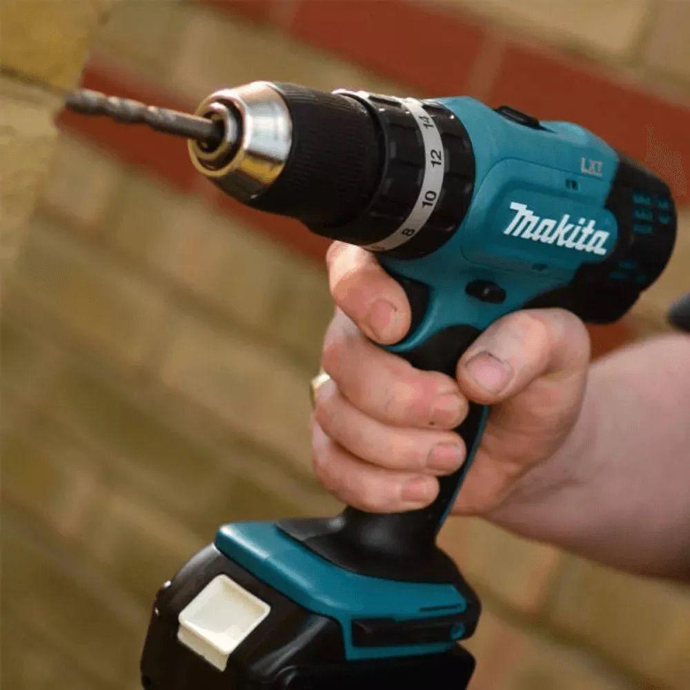 Taladro atornillador percutor inalambrico 18v Makita DHP453Z-8