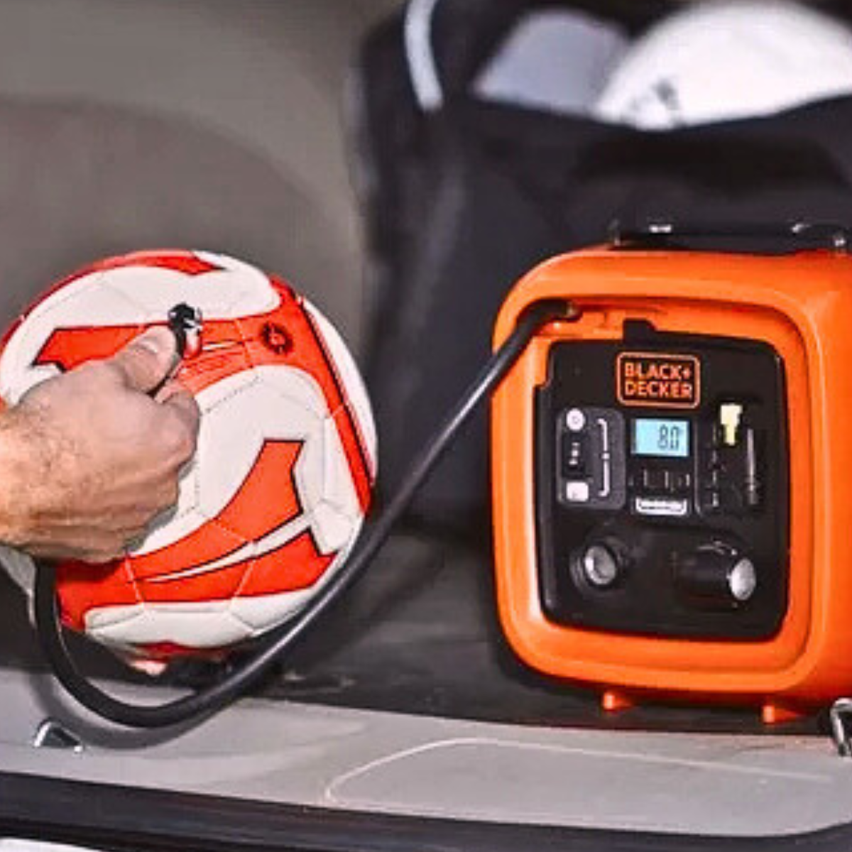 Inflador Multipropósito Black+Decker BDINF12-LA-5