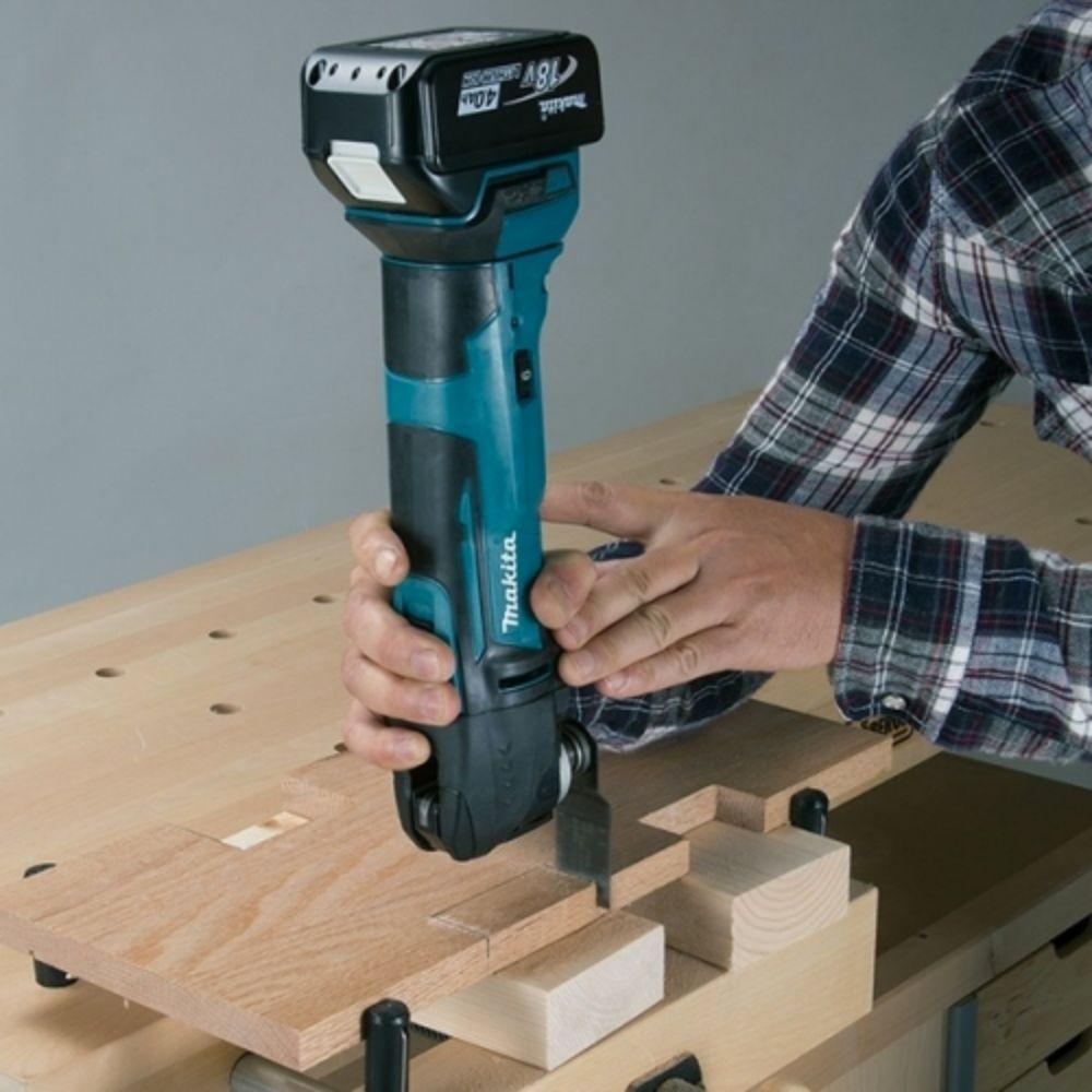 Multiherramienta con kit ACC Makita DTM51ZX1 Sin Baterias-3