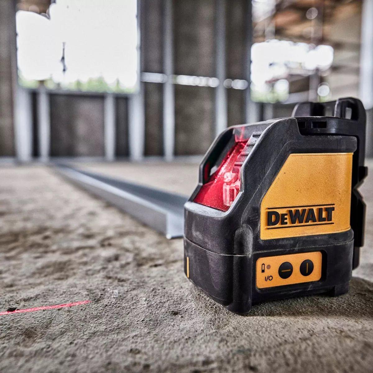 Nivel Láser Línea Cruzada 50' (15m) Dewalt Dw088k-3