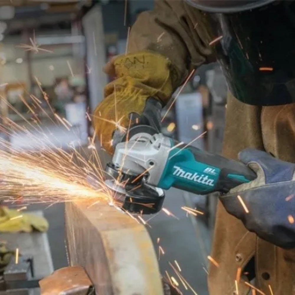 Esmeril Angular Inalámbrico Car/2Bat3Ah 18v Makita DGA454RFE-6