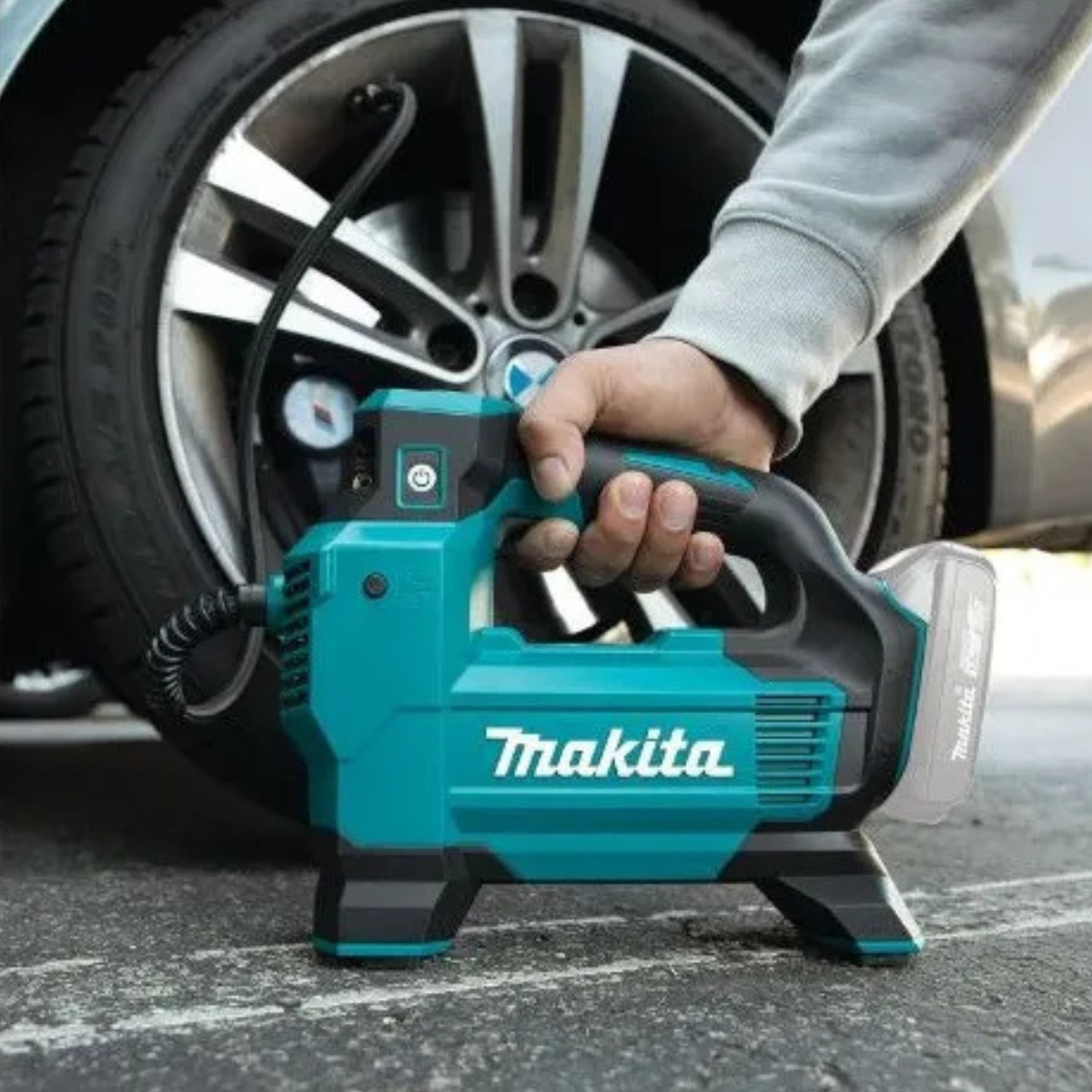 Kit Inflador Inalámbrico 18v Car/Bat 3Ah  Makita DMP181SF-7