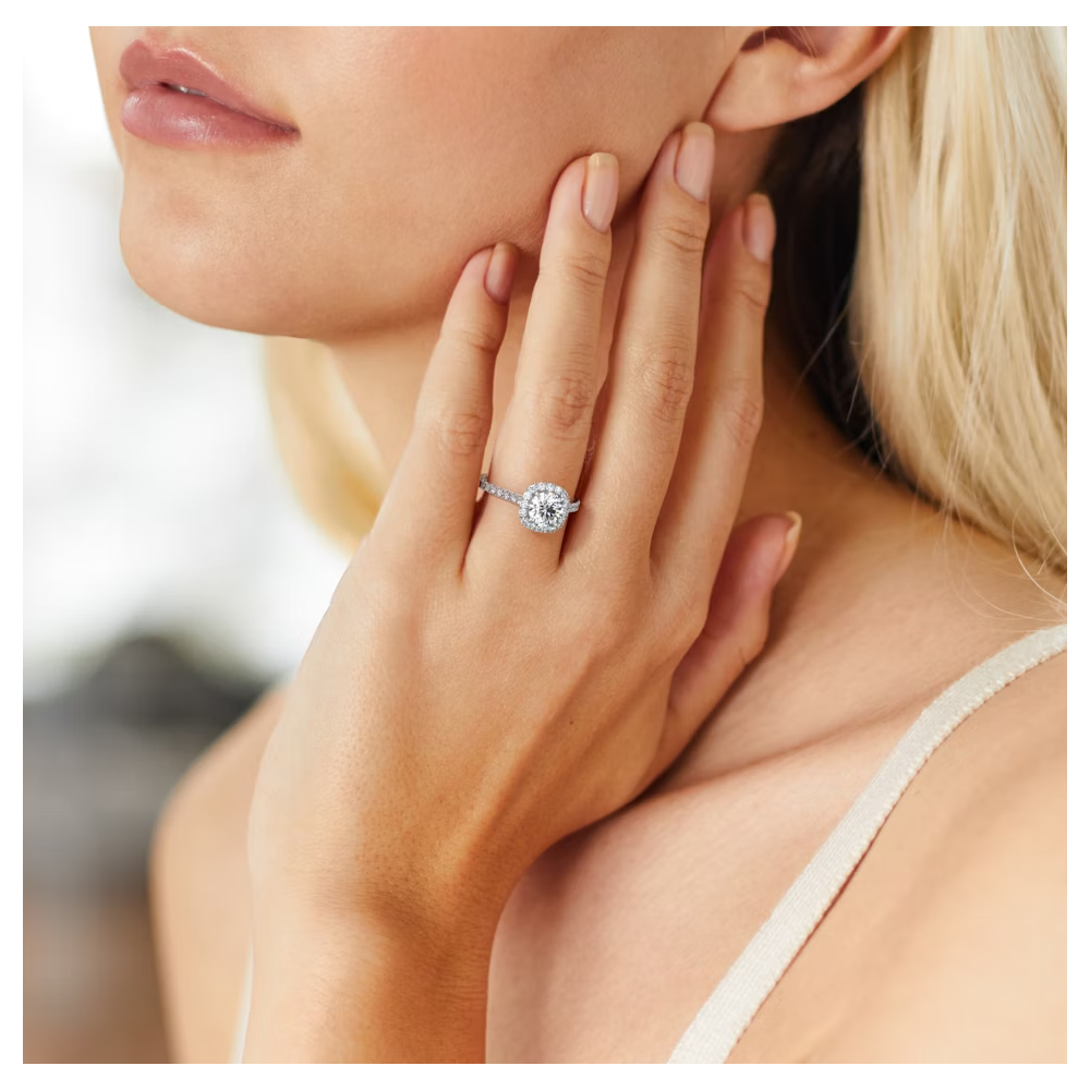 ANILLO BOOMZAIR MOISSANITA 1.0 CT HALO COJÍN VVS1 D PLATA LEY RODINADA-3