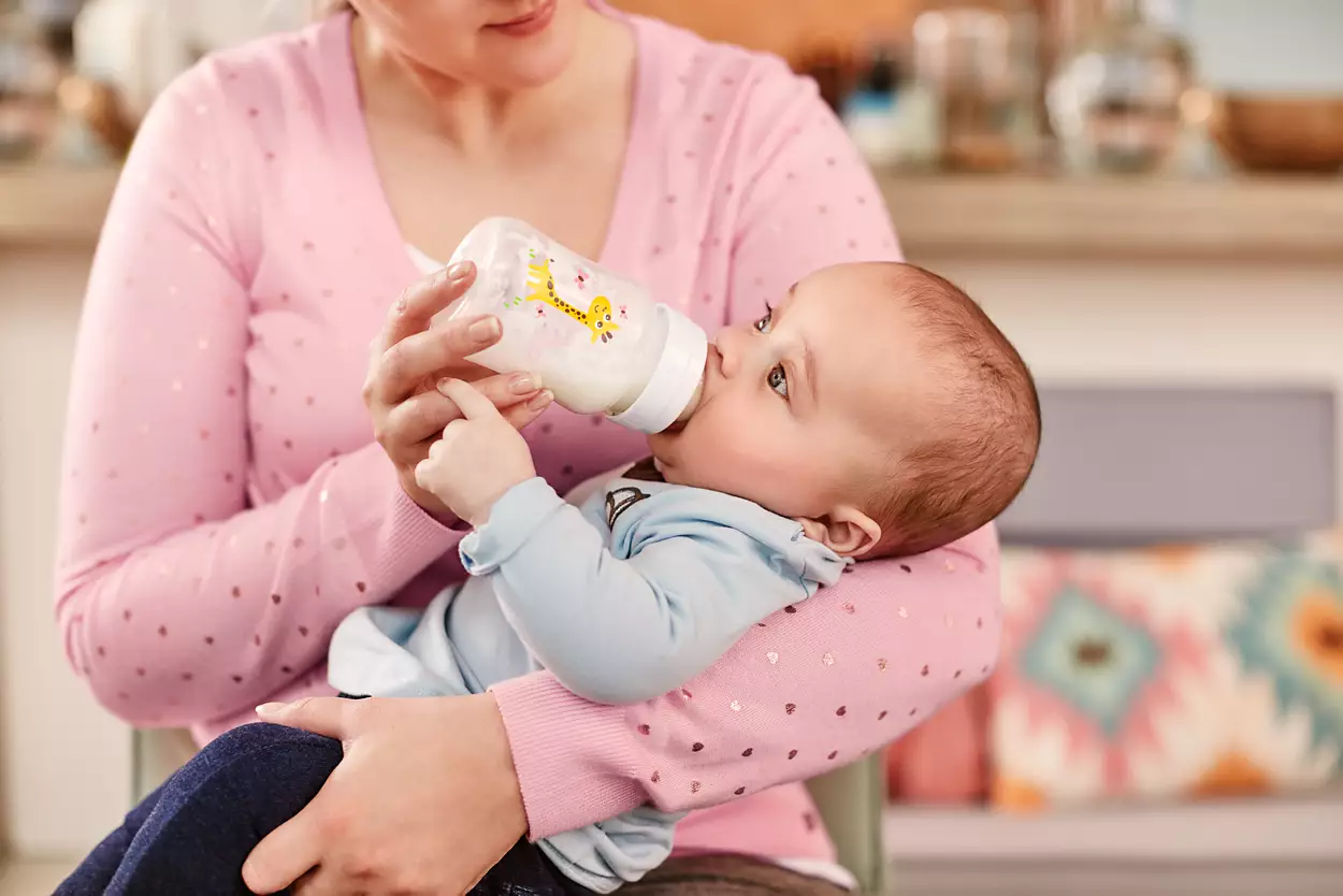 Mamadera Anticolicos Philips Avent SCF821/12 1m+ 260ml-4