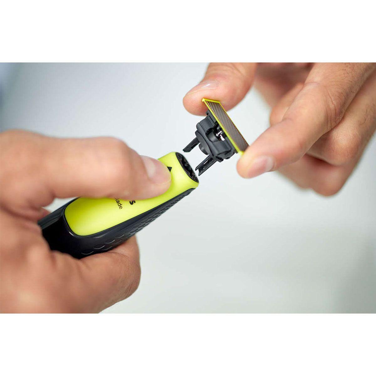 Recortador De Barba Philips Oneblade Qp2510/15-8