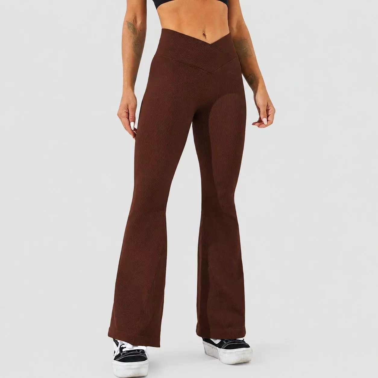 Calzas push up mujer flare cintura V Sukha Café-3