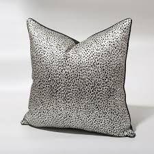 Set de 2 cojines animal print leopardo-3