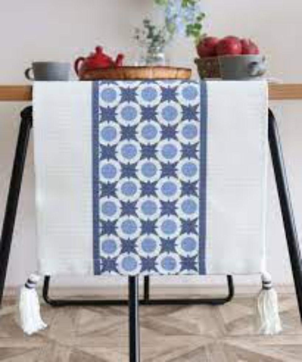 Camino de mesa tejido azul - diseño estrella-4