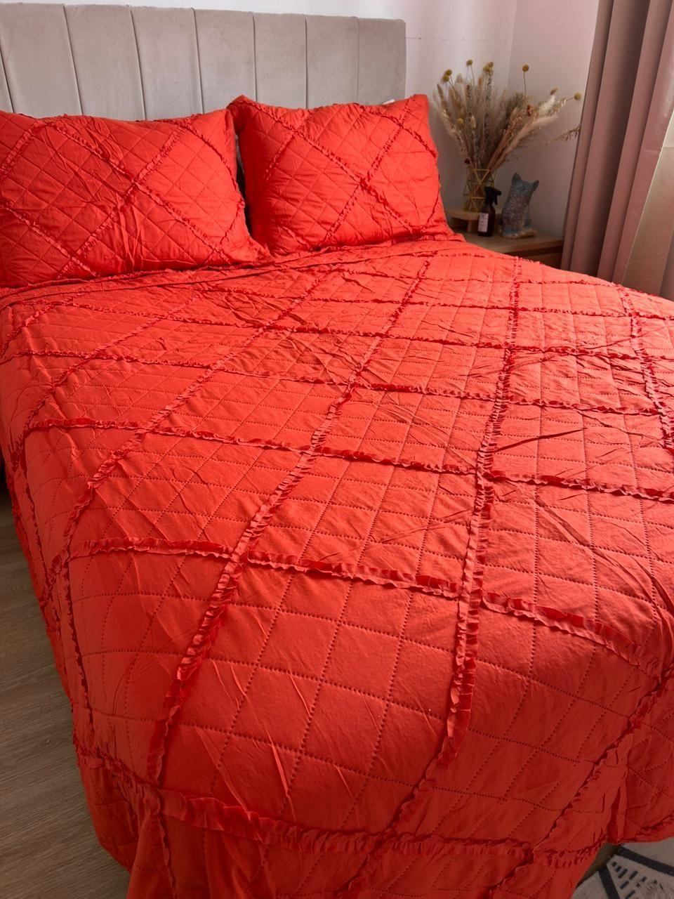 CUBRECAMA KING MICROFIBRA CON VUELOS NARANJO-1