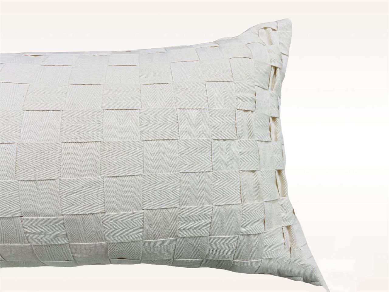 Cojín entrelazado rectangular king 35x90cm -0