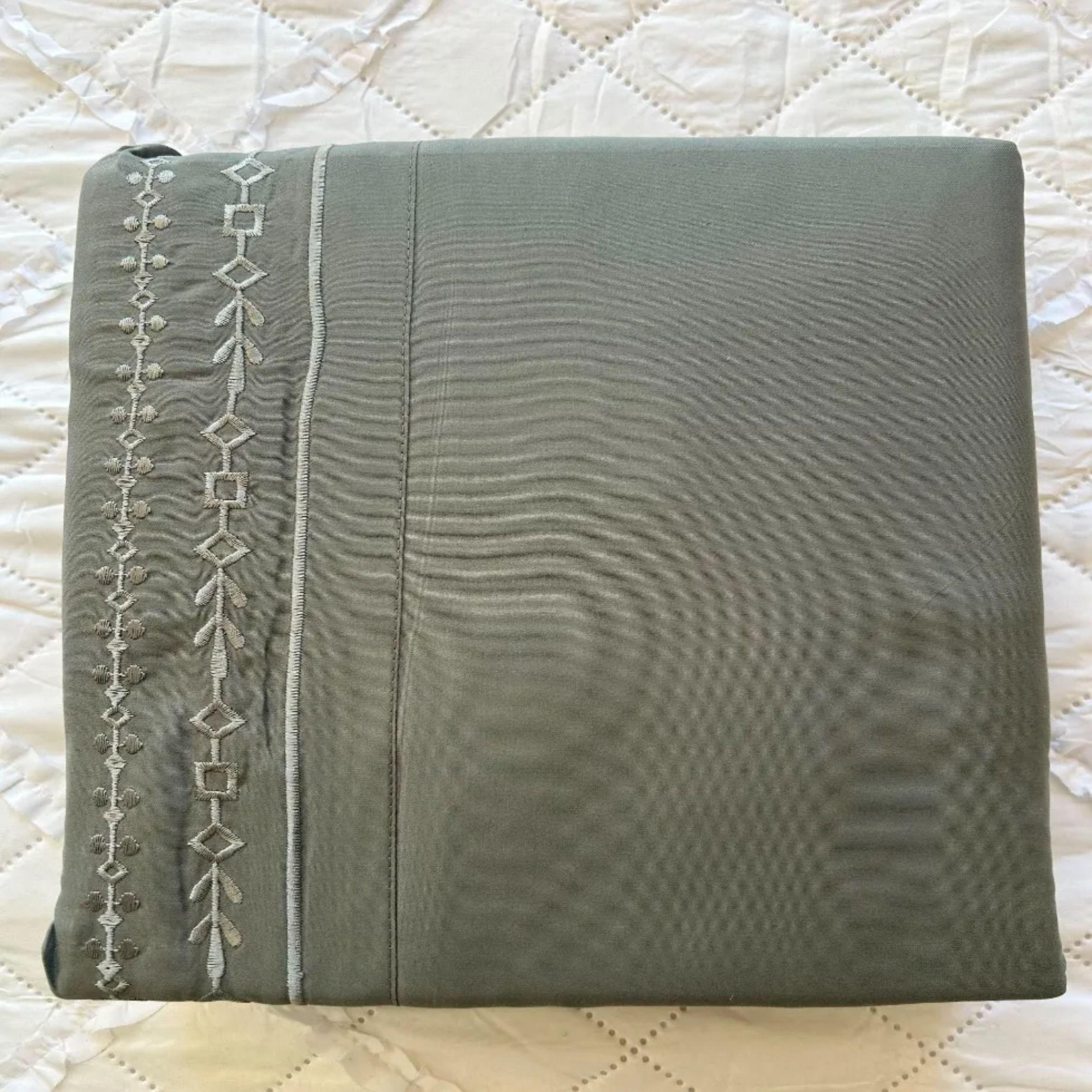 Juego De Sabanas Bordadas Super King Gris 4 Piezas-3