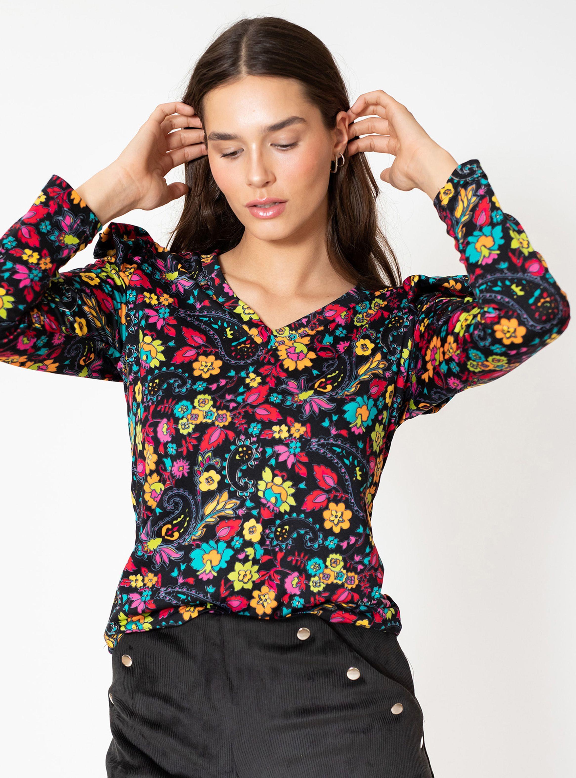Polera Tami Negro Florcitas Natalia Seguel-3