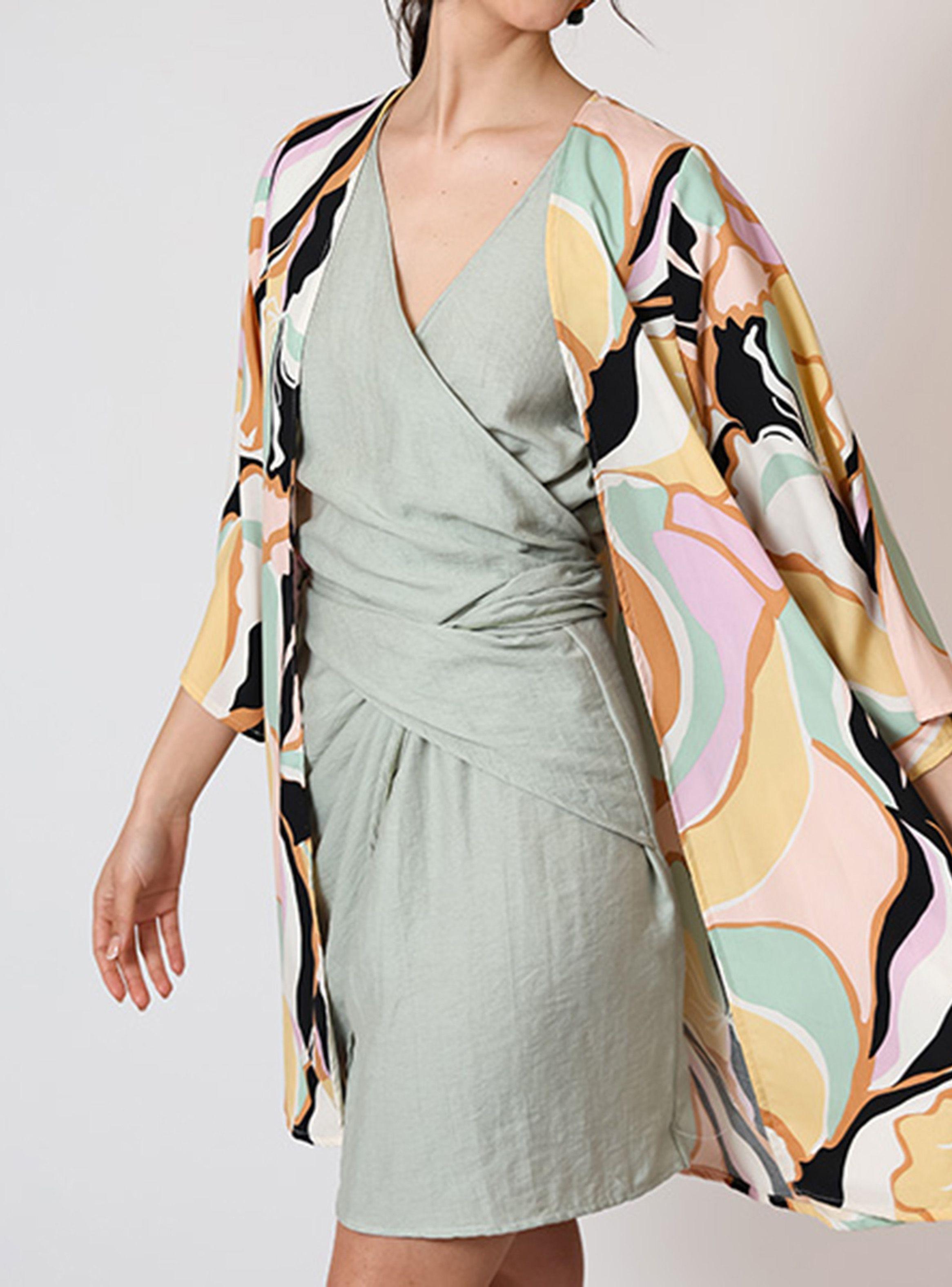 Kimono Corto Hojas Colores Pastel Natalia Seguel-5