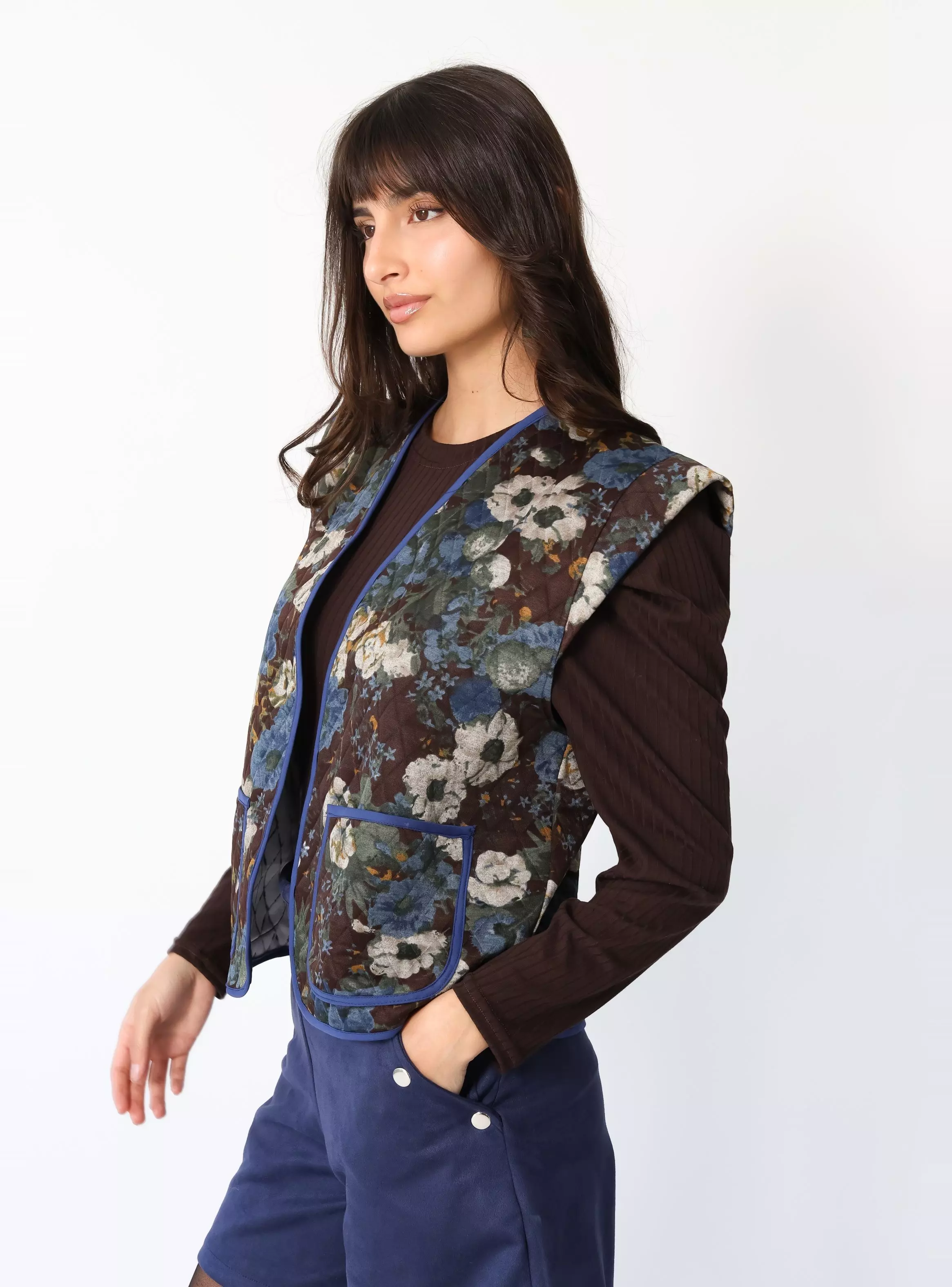Chaquetilla Ana Café Moro Flores -1
