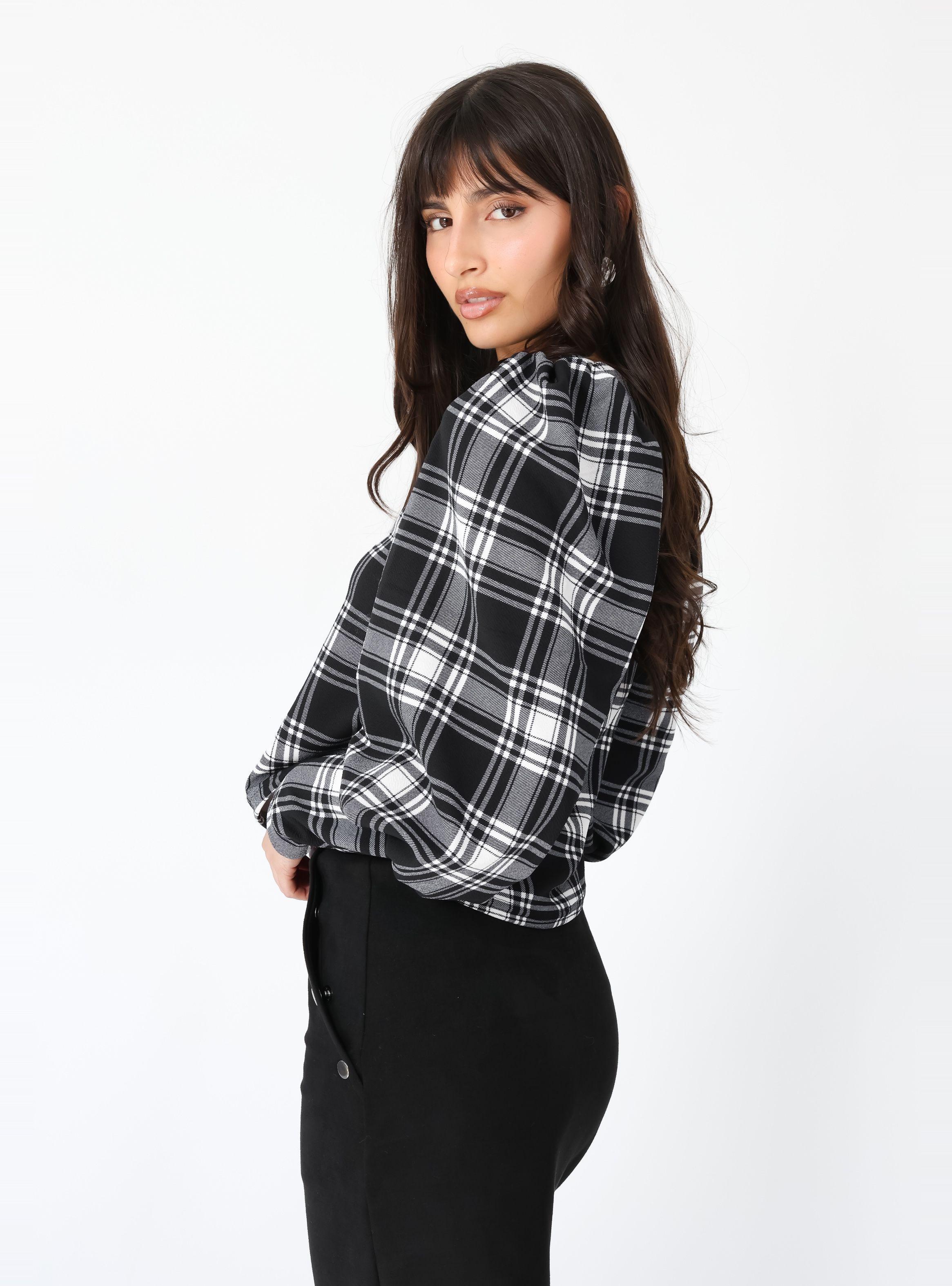 Polera Abril Mangas Largas Cuadrillé Negro  | Natalia Seguel-3