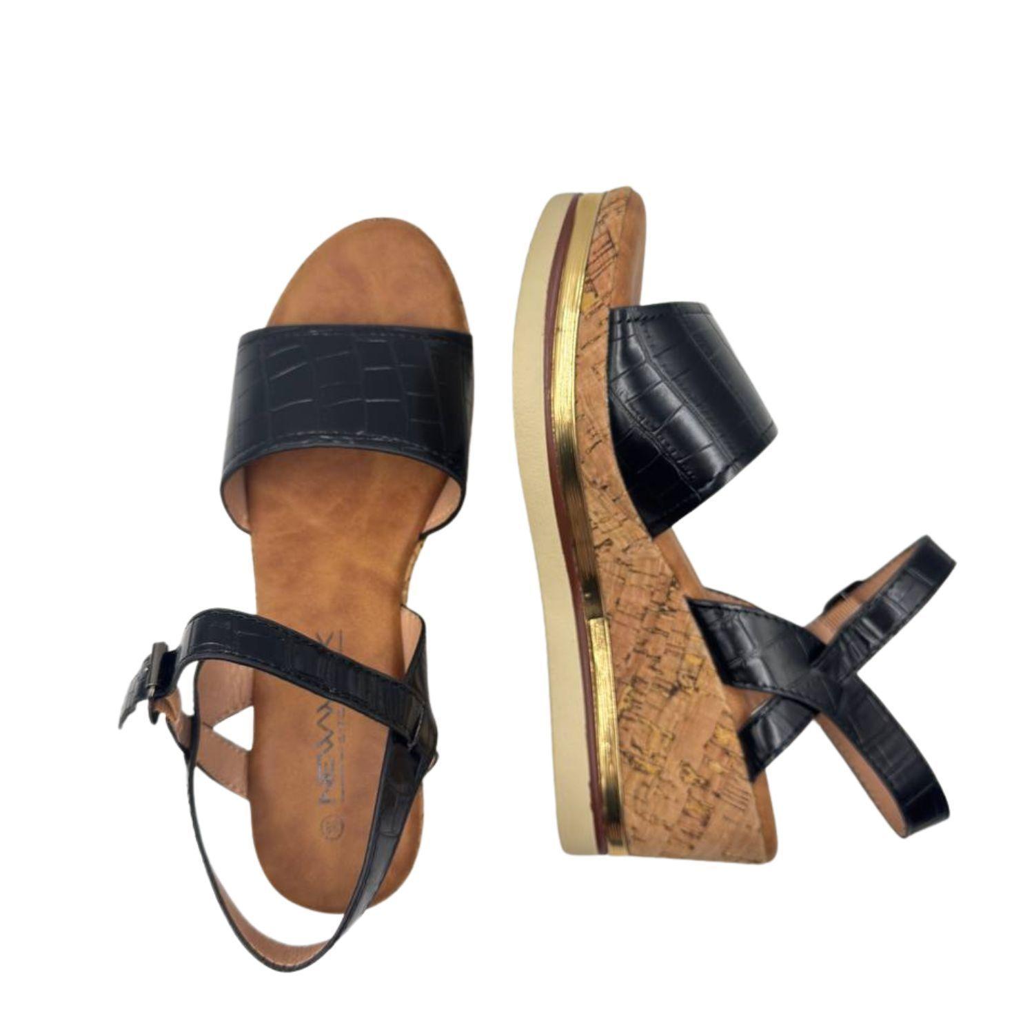 Sandalia Plataforma Liviana Mujer FIRA con Correa Ajustable-3