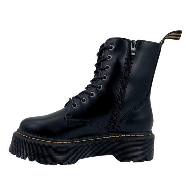 Botines Negros Mate con Plataforma S6-3